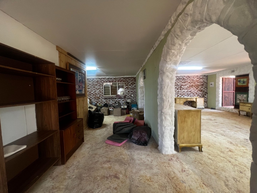 Commercial Property for Sale in De Wildt North West